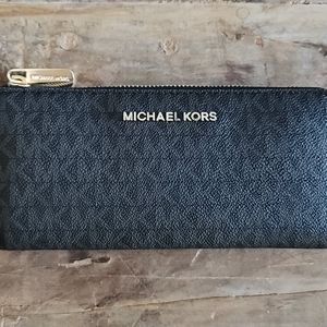 MICHAEL KORS BLACK WALLET